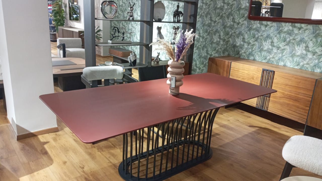 Table á manger en bois