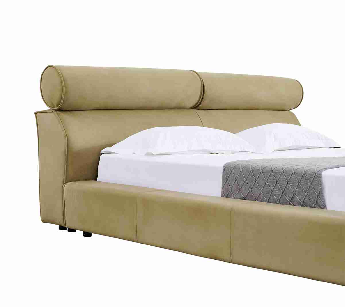 Lit avec tête de lit boudinée, alliant confort et design moderne. Idéal pour créer une ambiance chaleureuse et accueillante dans votre chambre.