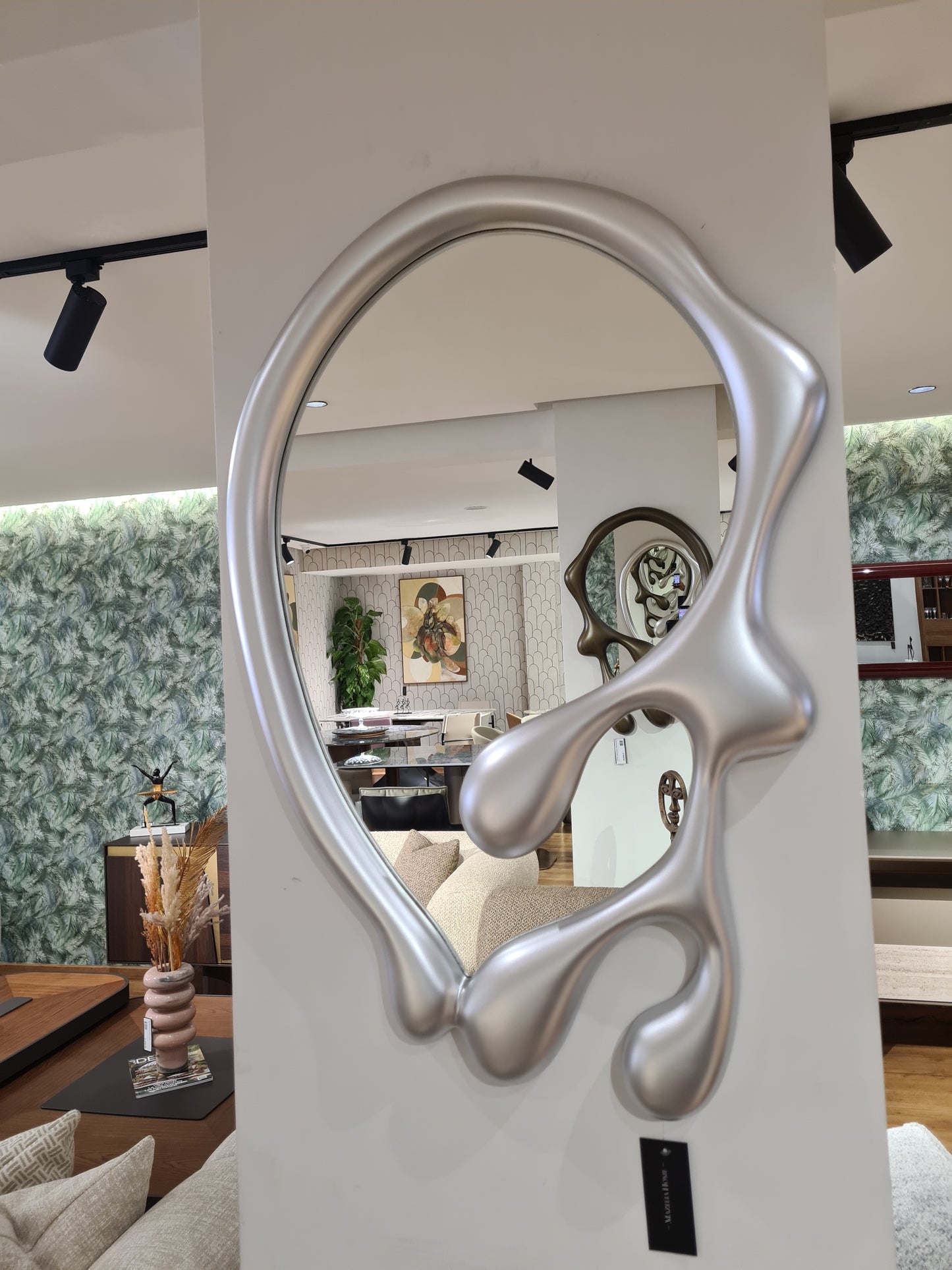 Miroir mural créatif