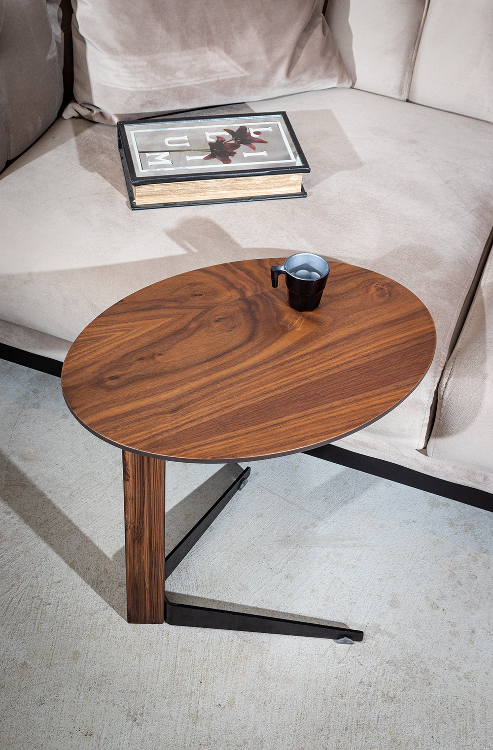 Tables Gigognes noyer et acier inoxydable