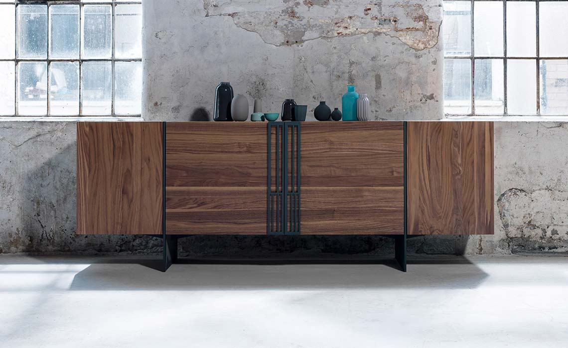 Buffet en noyer et acier inoxydable