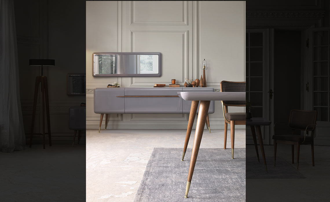Buffet en bois laqué et noyer massif laiton