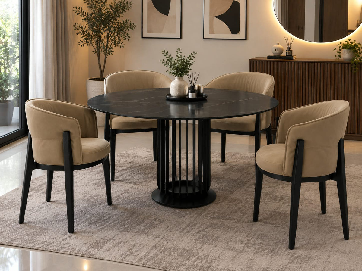 Table à manger ronde en céramique et métal traité, offrant un design élégant et moderne pour une salle à manger raffinée et durable
