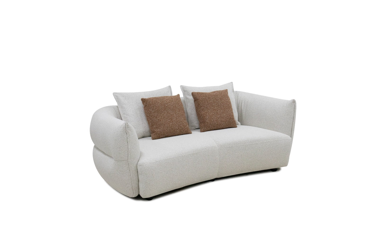 Ensemble de salon moderne composé d'un canapé 3 places, d'une méridienne et d'un fauteuil au design contemporain avec lignes arrondies et assises confortables.