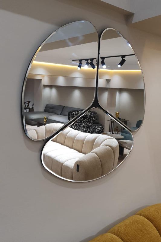 Miroir se forme de pétales 