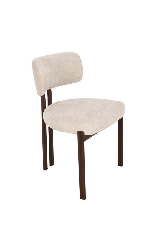 Chaise contemporaine avec assise rembourrée, dossier arrondi et structure en bois.